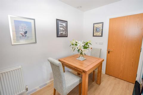 10 Brickfield Road, Mitcham, CR4 3GN