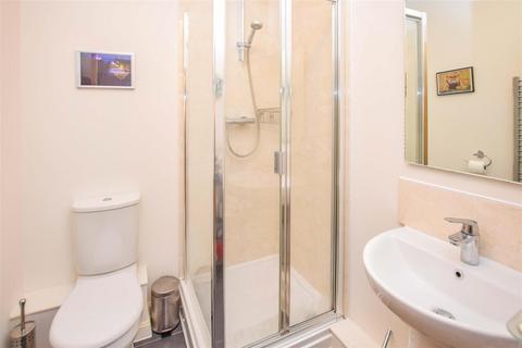10 Brickfield Road, Mitcham, CR4 3GN