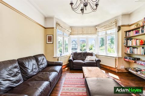 4 bedroom terraced house for sale, Friary Road, London N12