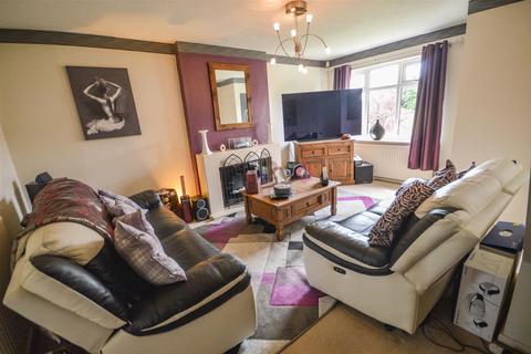 4 bedroom detached house for sale, Ulley View, Aughton, Sheffield, S26 3XX