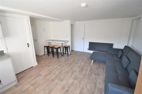 1 bedroom in a house share to rent, Reginald Street, Luton