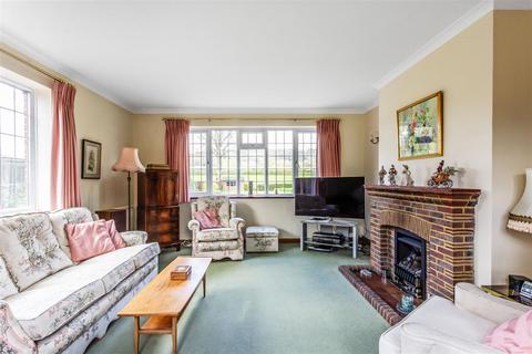 43 Park Road, Oxted, RH8 0AN