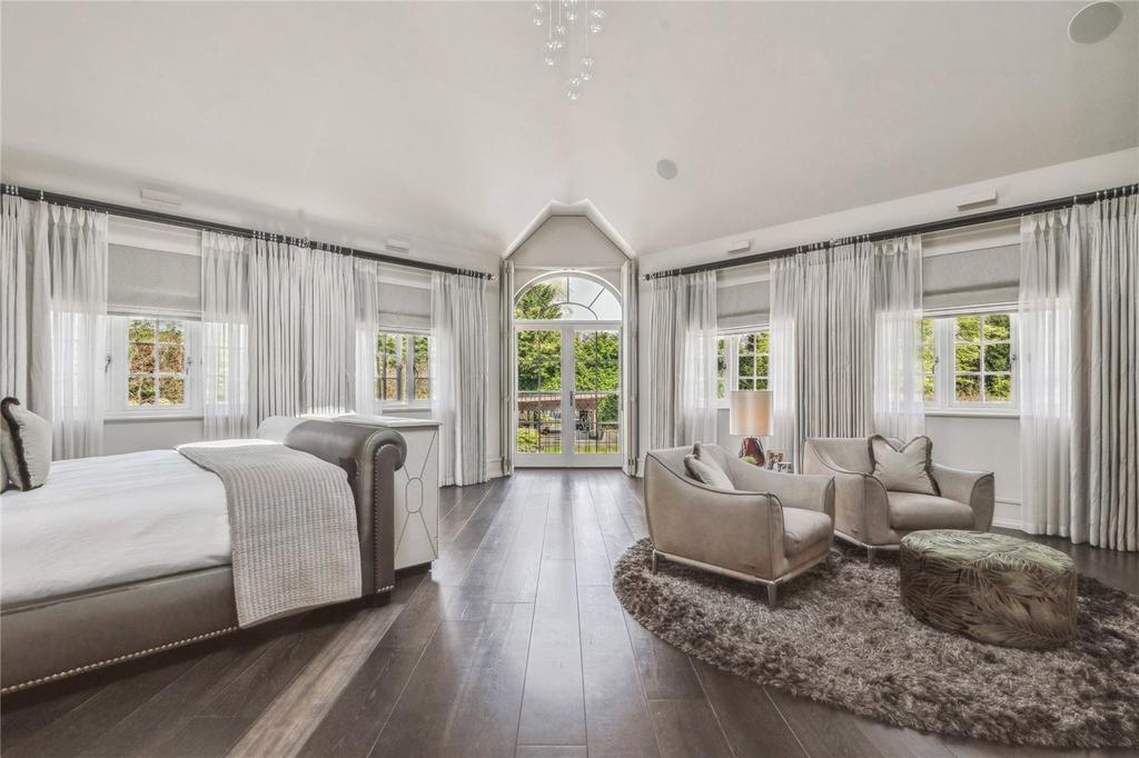 Principal Bedroom