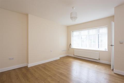 2 bedroom semi-detached house to rent, Borrowdale Drive York