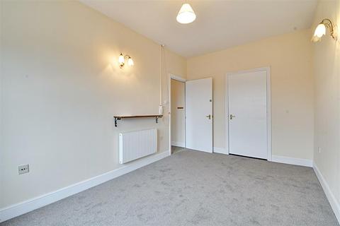 2 bedroom apartment for sale, Chauncy Court, Hertford SG14