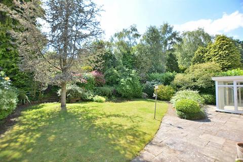 4 bedroom detached bungalow for sale, Chestnut Drive, Mansfield