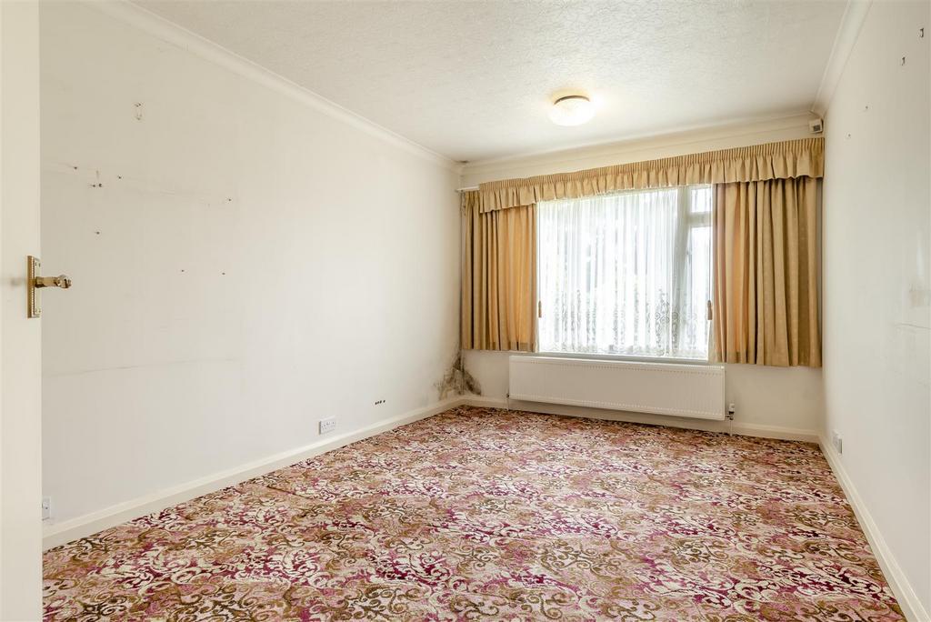 8599248-interior11.jpg