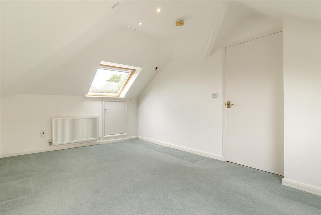 8599248-interior28.jpg