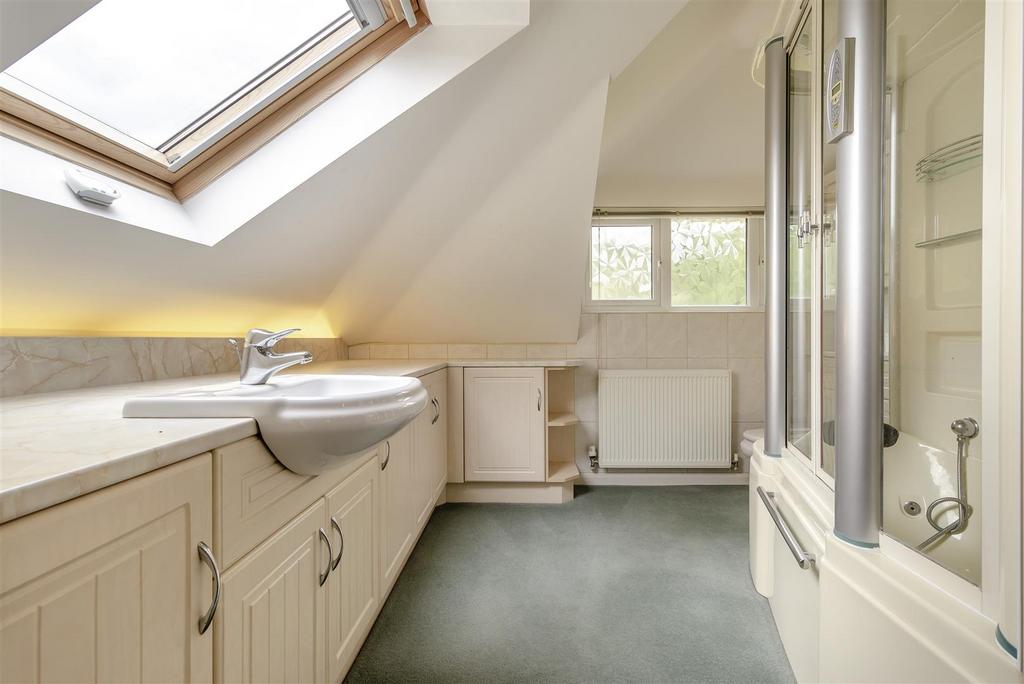 8599248-interior25.jpg