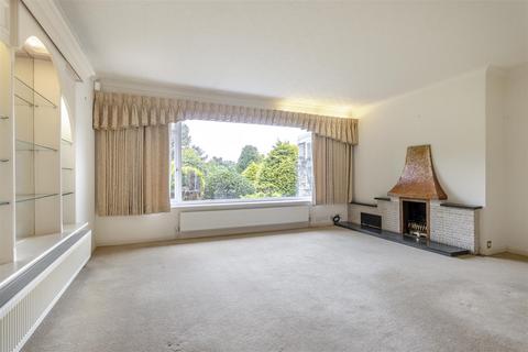 4 Chestnut Drive, Mansfield, NG18 4PW