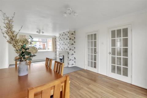 3 bedroom detached house for sale, St. Andrew Road, Evesham