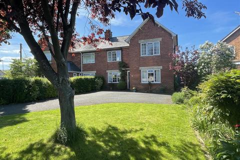 3 bedroom semi-detached house for sale, Caswell Crescent, Leominster