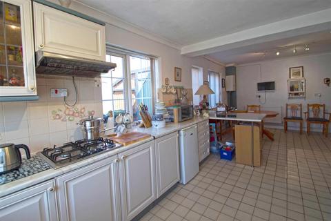 3 bedroom semi-detached house for sale, Caswell Crescent, Leominster