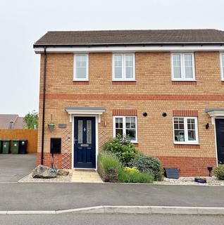 2 bedroom semi-detached house for sale, Kingfisher Fields, Pershore