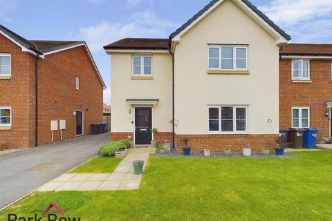 4 bedroom detached house for sale, Tortoiseshell Close, Sherburn In Elmet, Leeds