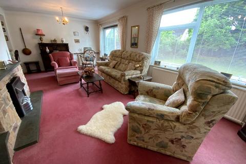 3 bedroom chalet for sale, Park View, Western Park, Leicester