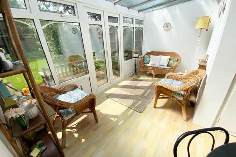 39 Park View, Leicester, LE3 6SJ
