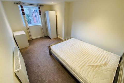2 bedroom property to rent, BPC01219, West Street, St Phillips, BS2