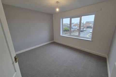 4 bedroom terraced house to rent, Green Drive, Thornton-Cleveleys