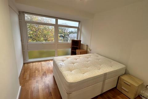 1 bedroom flat to rent, Elaine Court, Haverstock Hill, Belsize Park NW3