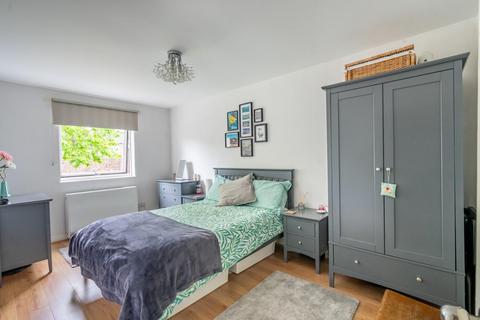 2 bedroom apartment for sale, Cherry Hill Lane, York