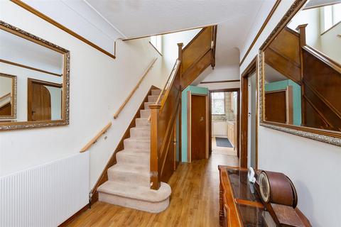 10 Wordsworth Avenue, London, E18 2HE