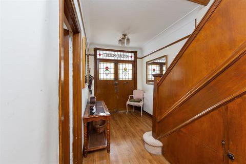 10 Wordsworth Avenue, London, E18 2HE