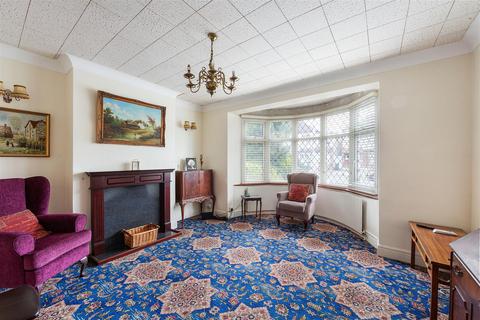 10 Wordsworth Avenue, London, E18 2HE