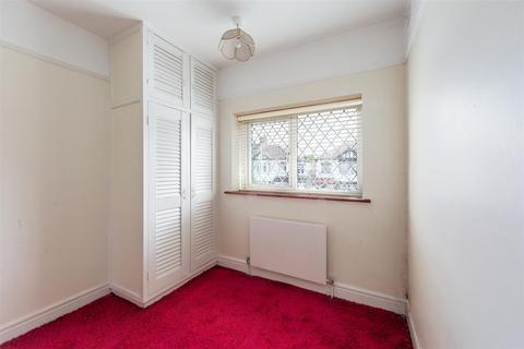 10 Wordsworth Avenue, London, E18 2HE