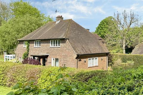 Lordsmeade Cottage Hurtmore Road, Godalming, GU7 2DY