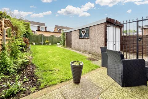 3 bedroom semi-detached house for sale, Prestbury Avenue, Altrincham