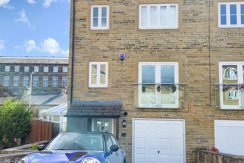 4 bedroom townhouse for sale, New Close Mill Fold, Silsden,