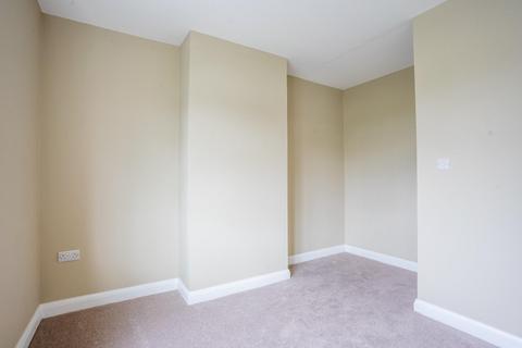 35 Alexander Avenue, York, YO31 9HX