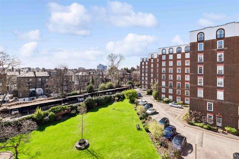 3 bedroom flat for sale, North End House, Fitzjames Avenue, London, W14