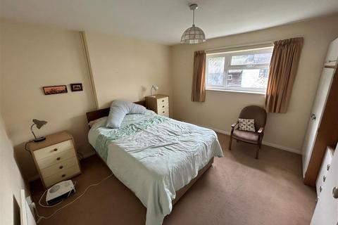 Loughlin The Cwm, Knighton, LD7 1HG