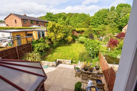 194 Cae Gwilym Lane, Cefn Mawr, Wrexham, LL14 3PE