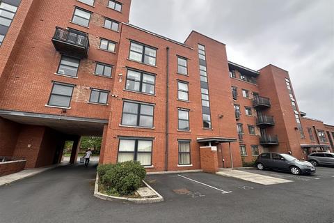 1 bedroom flat for sale, Millennium House, 366 Chester Road, Manchester