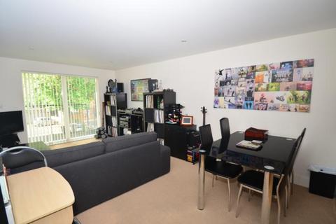 1 bedroom flat to rent, Capitol Square, Epsom KT17