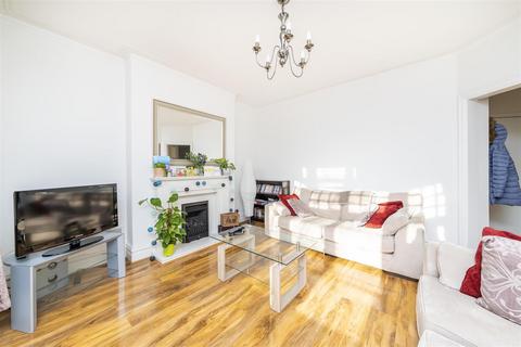 2 bedroom flat for sale, Boileau Road, Ealing, W5