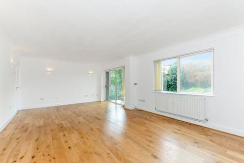 2 bedroom apartment for sale, Hillcrest Road, Ealing, W5
