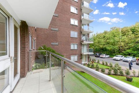 2 bedroom apartment for sale, Hillcrest Road, Ealing, W5