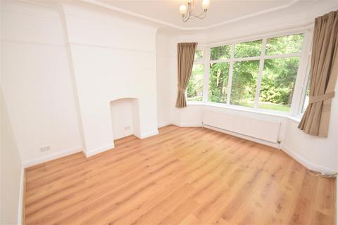 3 bedroom semi-detached house to rent, The Crescent, Heswall, Wirral