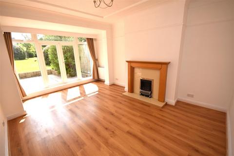 3 bedroom semi-detached house to rent, The Crescent, Heswall, Wirral