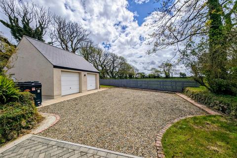 4 bedroom detached bungalow for sale, Llys Araul, 15 St. Davids Road, Letterston