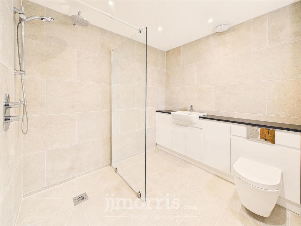 En Suite Wet Room