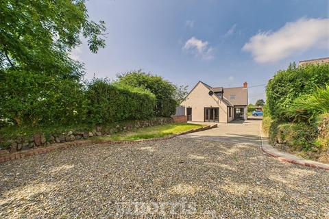 4 bedroom detached house for sale, Llys Araul, 15 St. Davids Road, Letterston