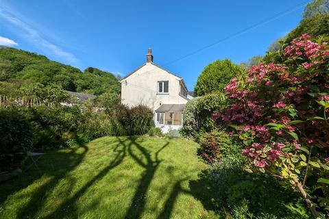 2 bedroom cottage for sale, 24 Glyn-Y-Mel Road, Lower Town, Fishguard
