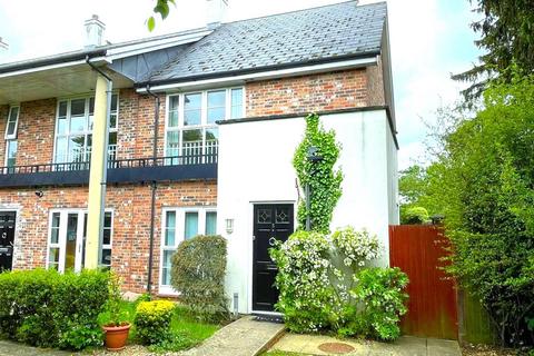 8 Notley Place, Emmer Green, Reading, RG4 8PW