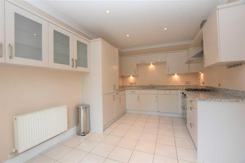 3 bedroom townhouse for sale, Notley Place, Emmer Green, Reading