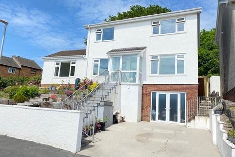 4 bedroom detached house for sale, Parc y Delyn, Carmarthen